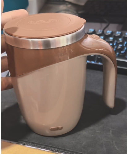 Selbstrührender Becher – Originalproduktfoto