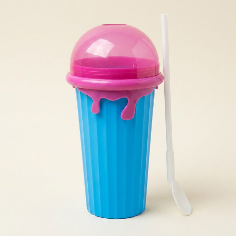 Slushy-Becher zum Drücken