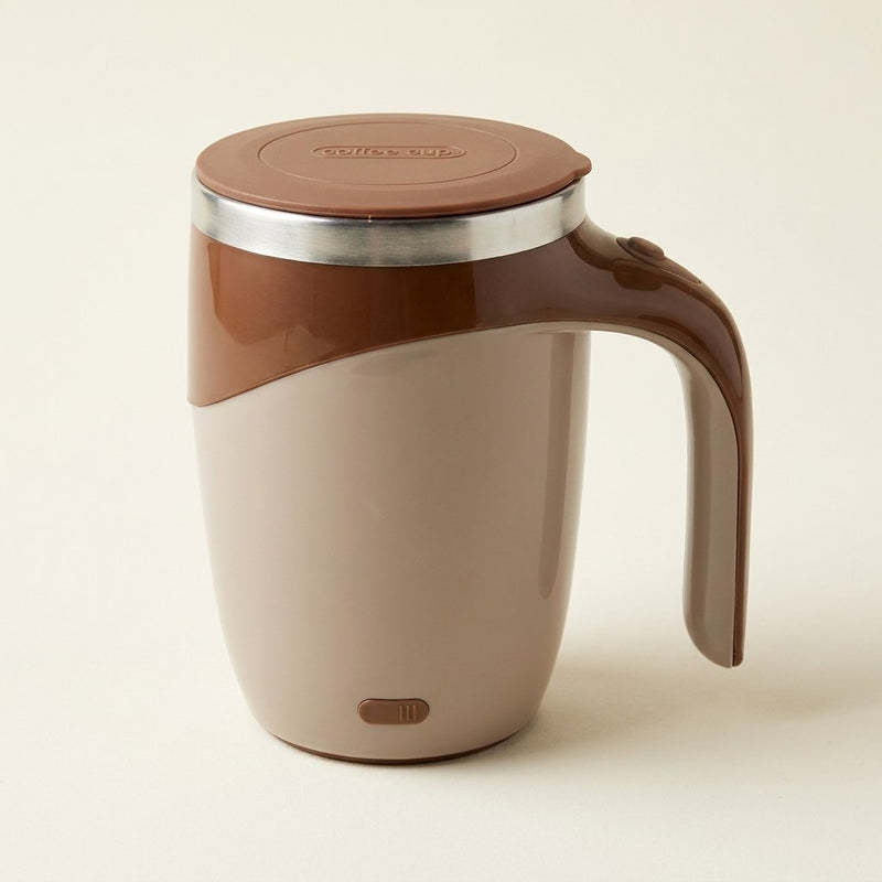 Selbstrührender Becher